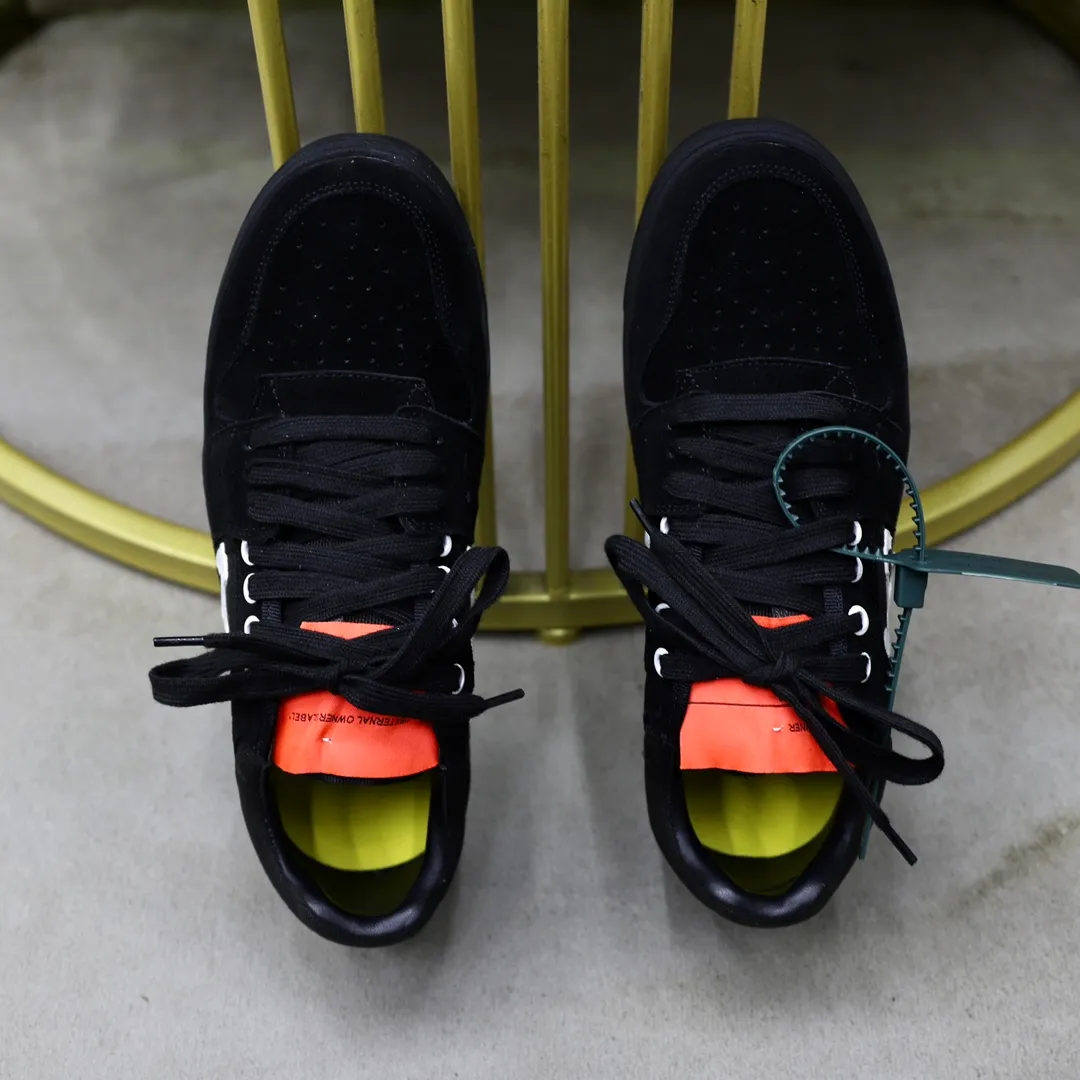 Men's shoes: 462💰💶【off-white】👫 Original one-to-one replica, high-end quality🥳The latest model has not been listed on the official website yet, the top version. Fabric: Imported original leather splicing Lining: Imported breathable mesh Outsole: Original rubber soft, light and wear-resistant Outsole Male 38-44 (customized for 45 and 46)